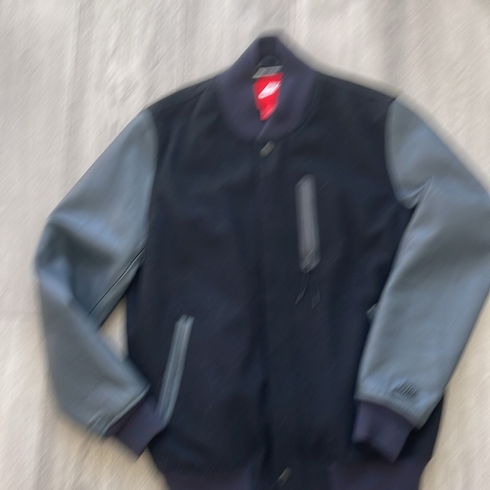 Nike varsity jacket - Picture 2 of 6